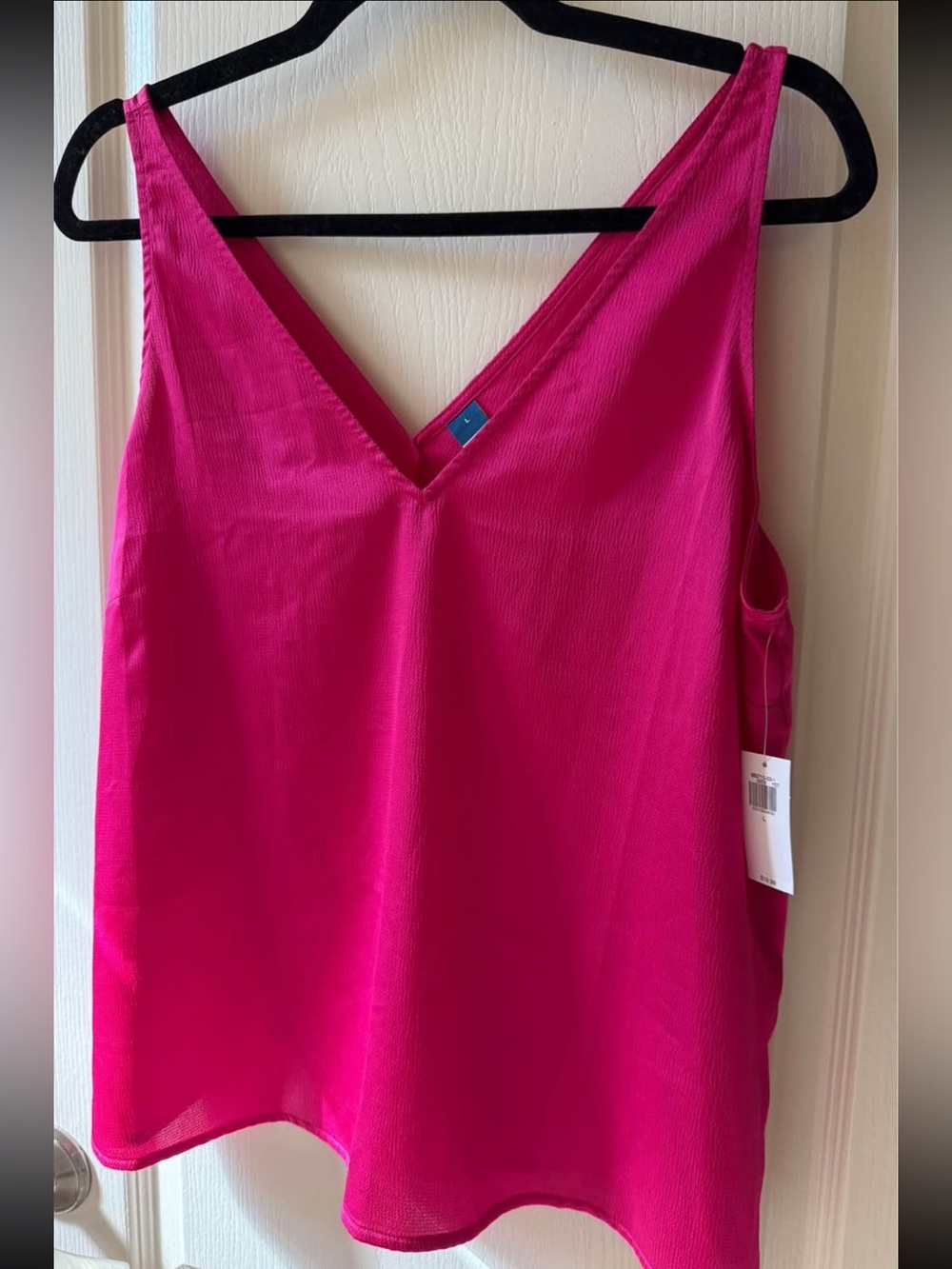 Old Navy Hot Pink Sleeveless V-Neck Tank Top